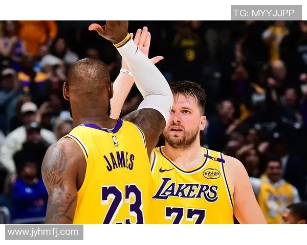 马卡萨与卡雅激战正酣比分悬念引人关注